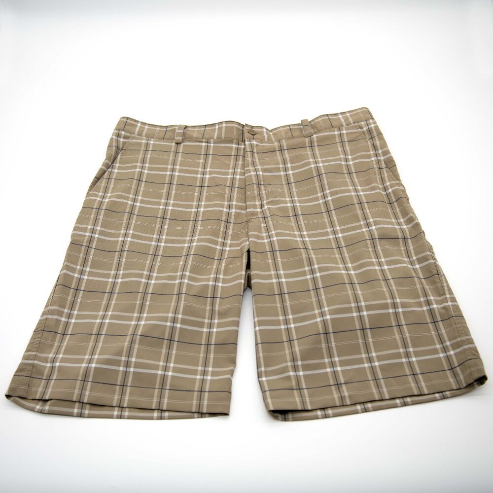 Nike Tour Performance Dri-Fit Golf Shorts / Khaki Plaid / Men's 36